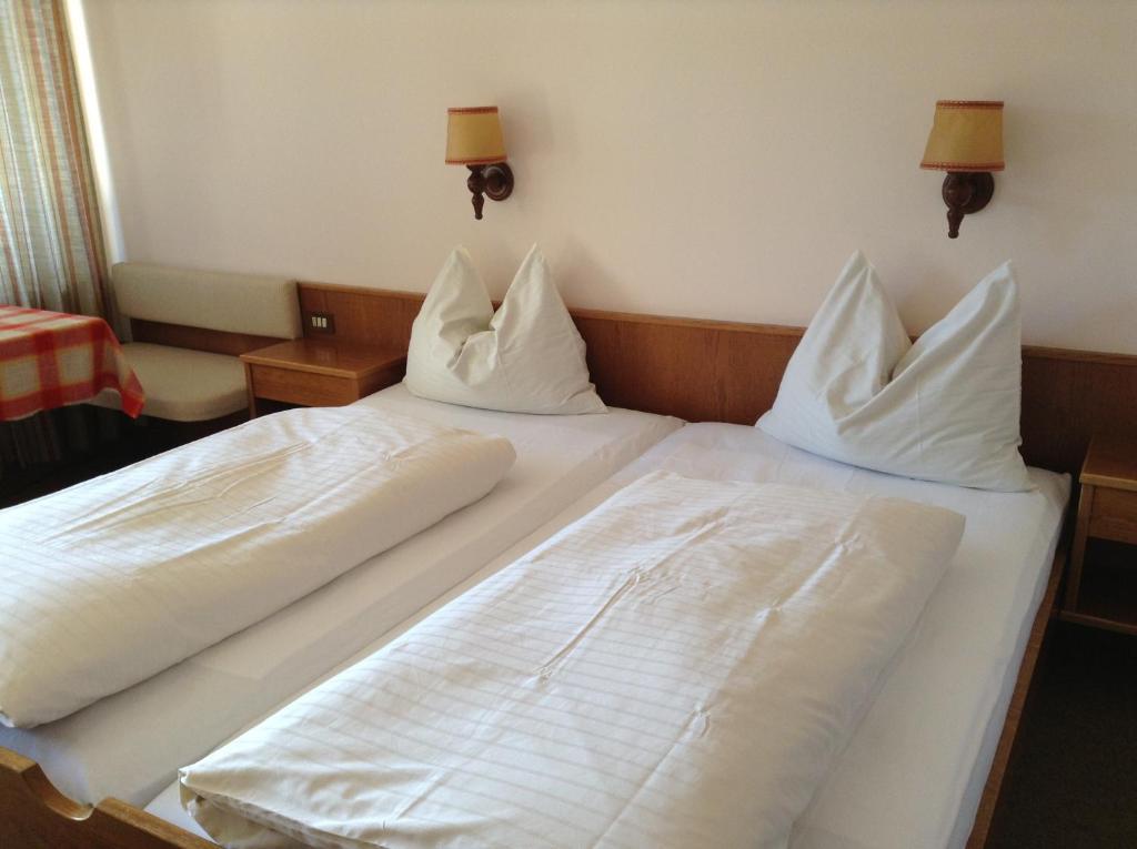 Hotel Tannerhof ميرانو الغرفة الصورة